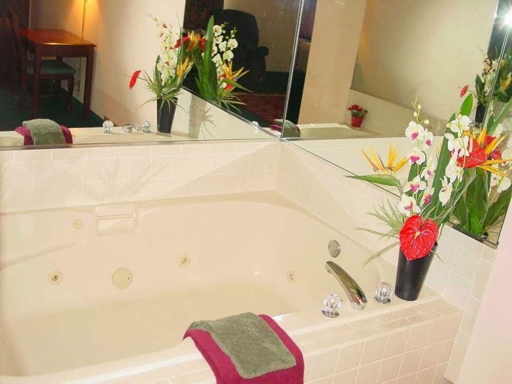 Haven Inn & Suites Motel 2*